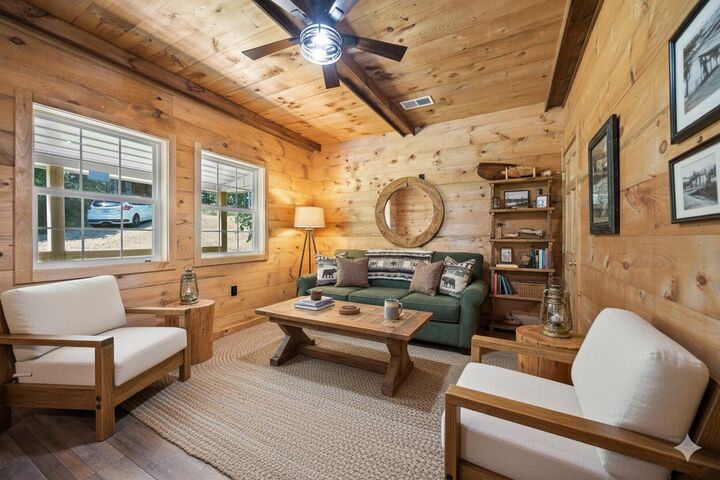 Property Photo:  950 Bates Road  KY 42544 