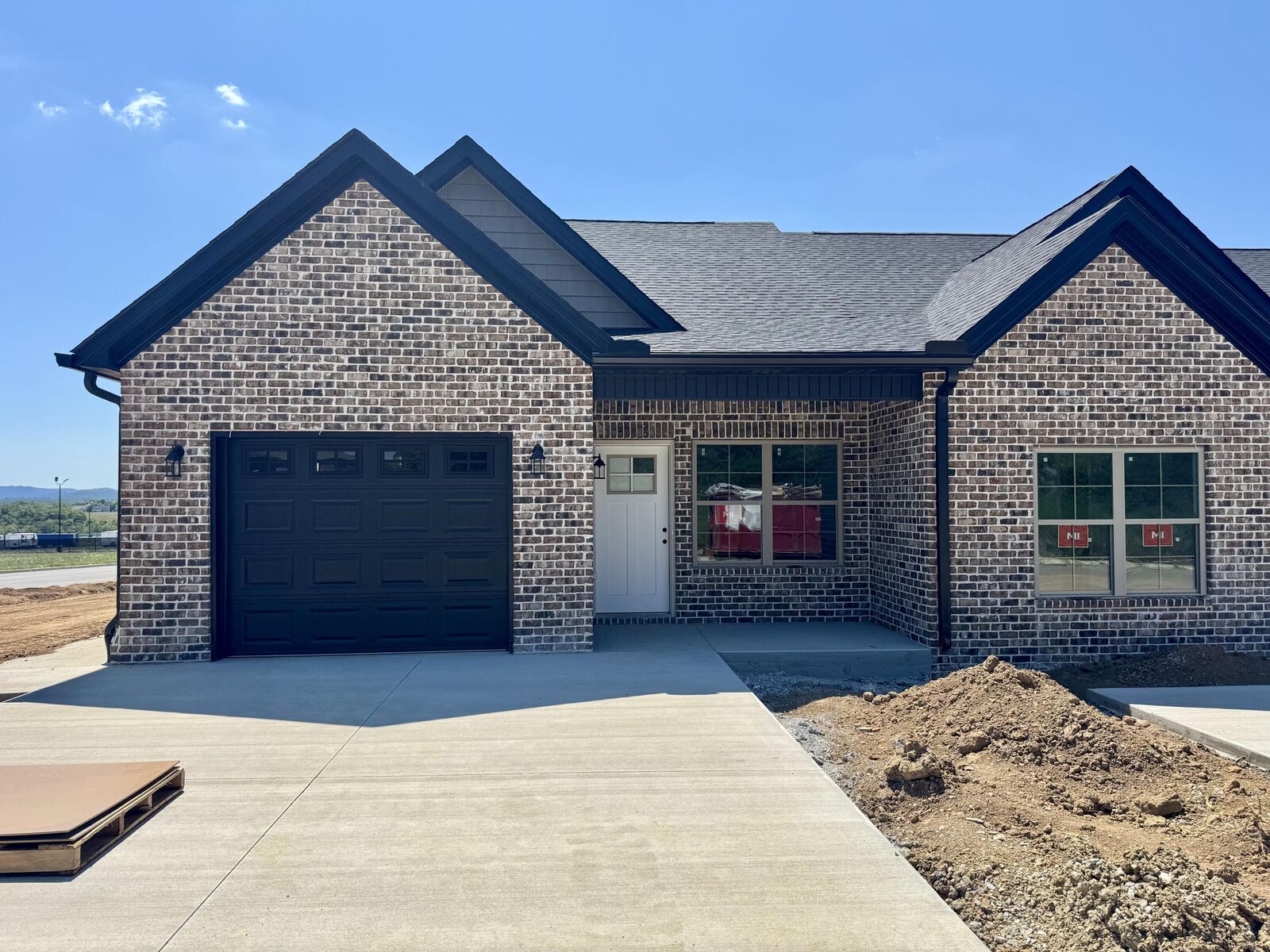 Property Photo:  834 Ridgewood Drive  KY 40403 