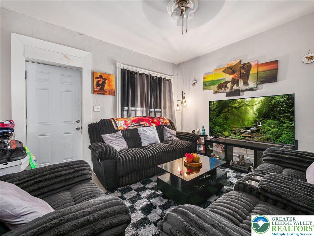 Property Photo:  232 N Railroad Street  PA 18102 
