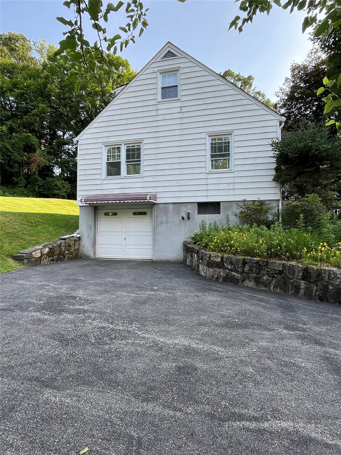 Property Photo: 11 Crescent Drive NY 10567