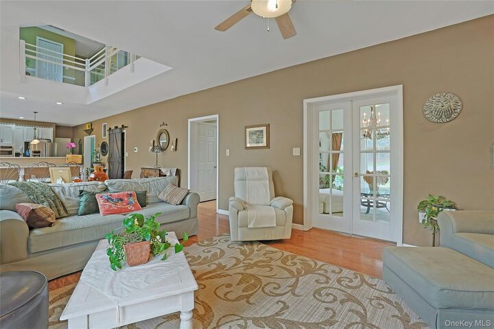 267 Lafayette Avenue  Cortlandt Manor NY 10567 photo