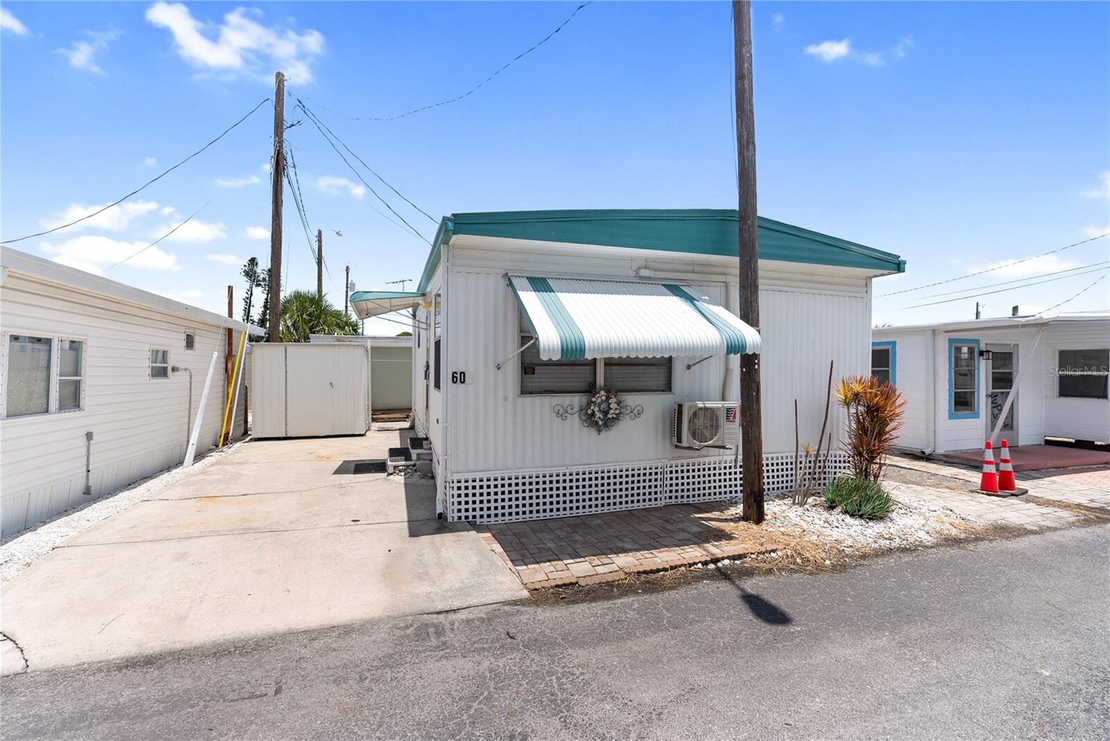 Property Photo: 10315 Cortez Road W 60-4 FL 34210