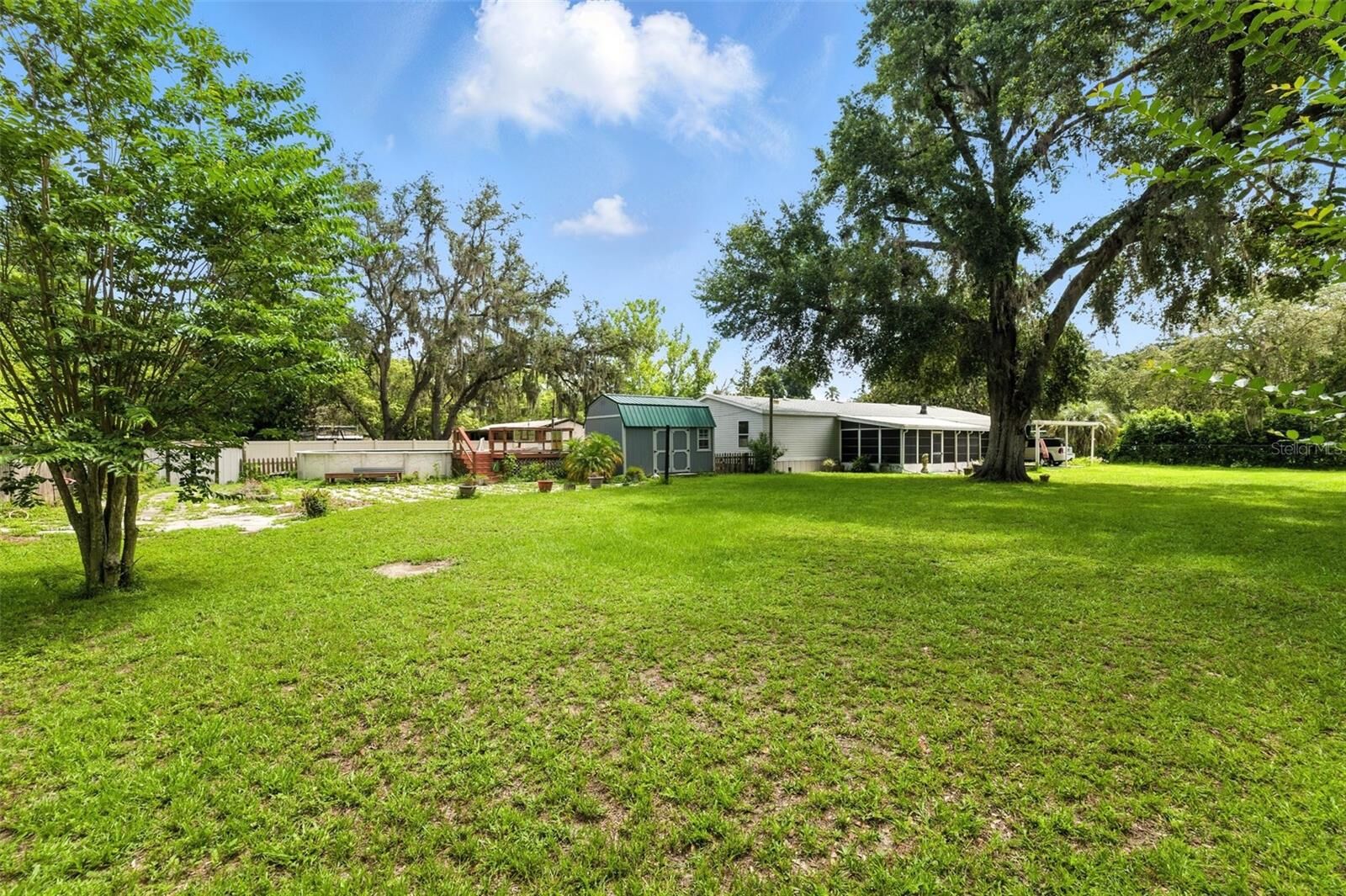 Property Photo:  4537 Thornton Drive  FL 33542 