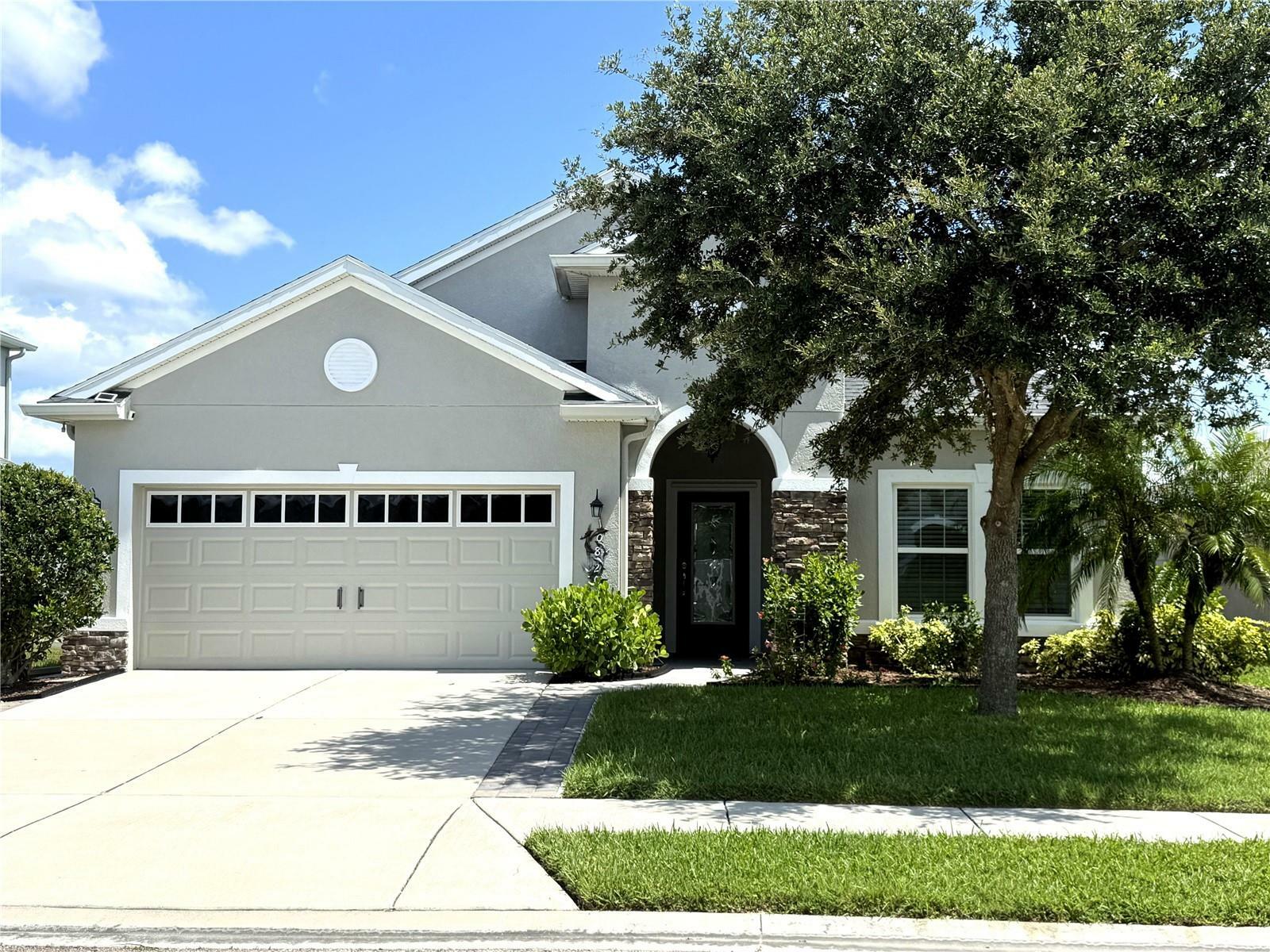 Property Photo: 10820 79th Street E FL 34219