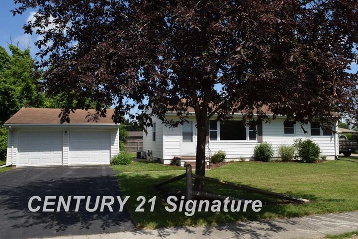 Property Photo:  3365 Bobendick Street  MI 48604 