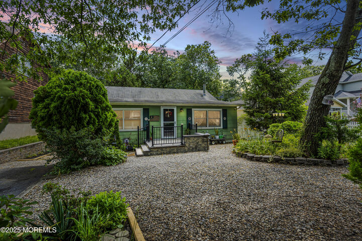 198 W End Avenue  Toms River NJ 08753 photo