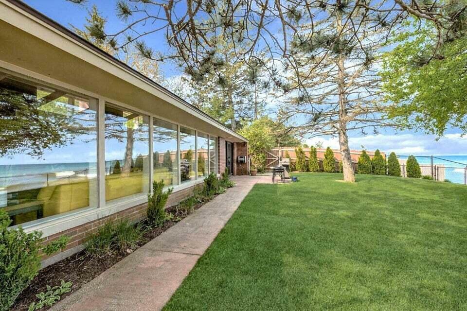 Property Photo: 19279 Ravine Drive MI 49117