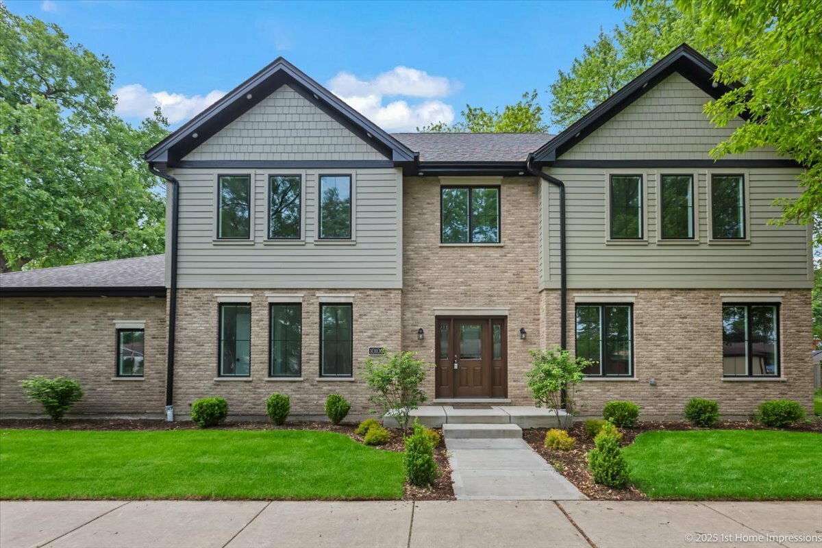 Property Photo: 10100 S Kildare Avenue IL 60453