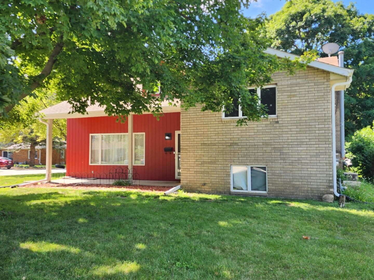 Property Photo: 392 Jan Drive IL 60950