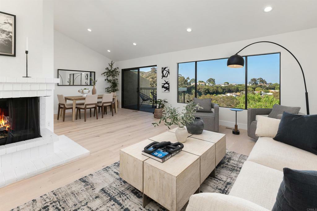 6635 Caminito Scioto  La Jolla CA 92037 photo