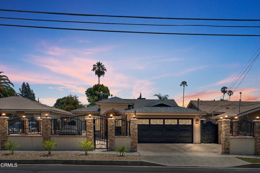 Property Photo: 7422 Orion Avenue CA 91406