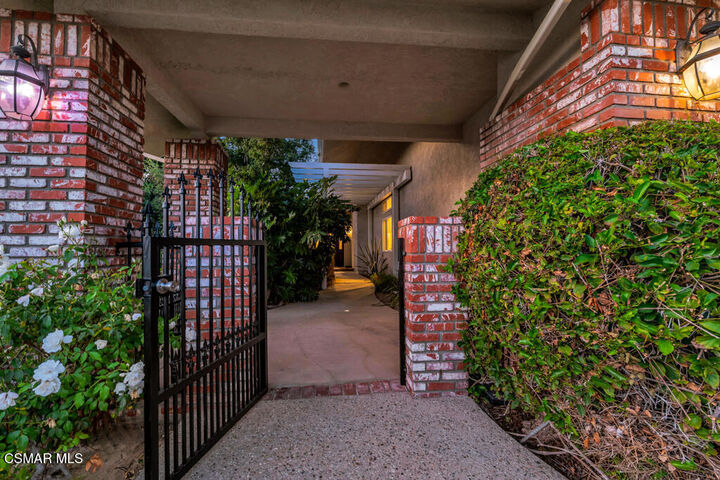 Property Photo:  4953 Kilburn Court  CA 91377 