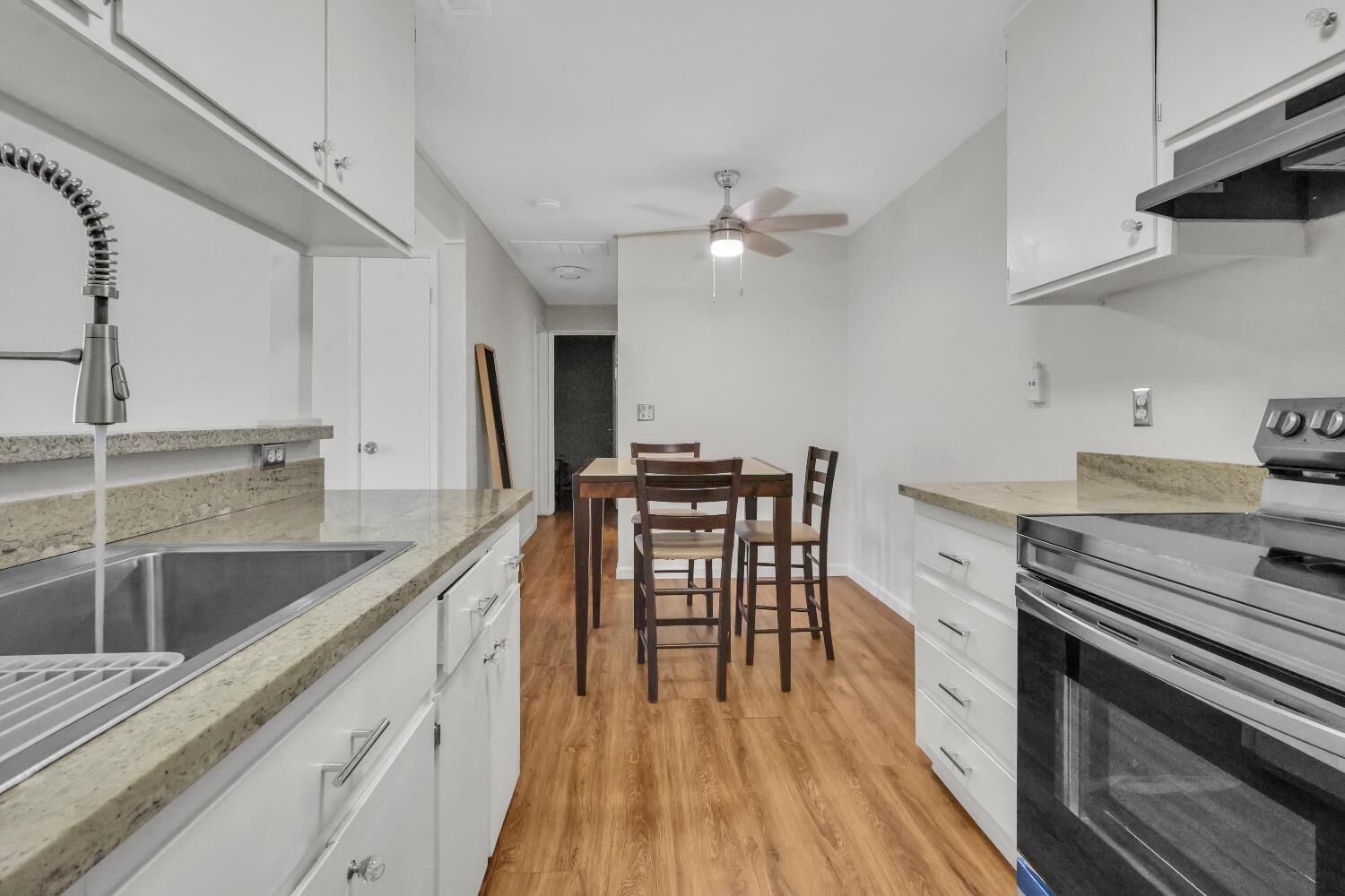 Property Photo:  712 McCoy Court 59  CA 95240 