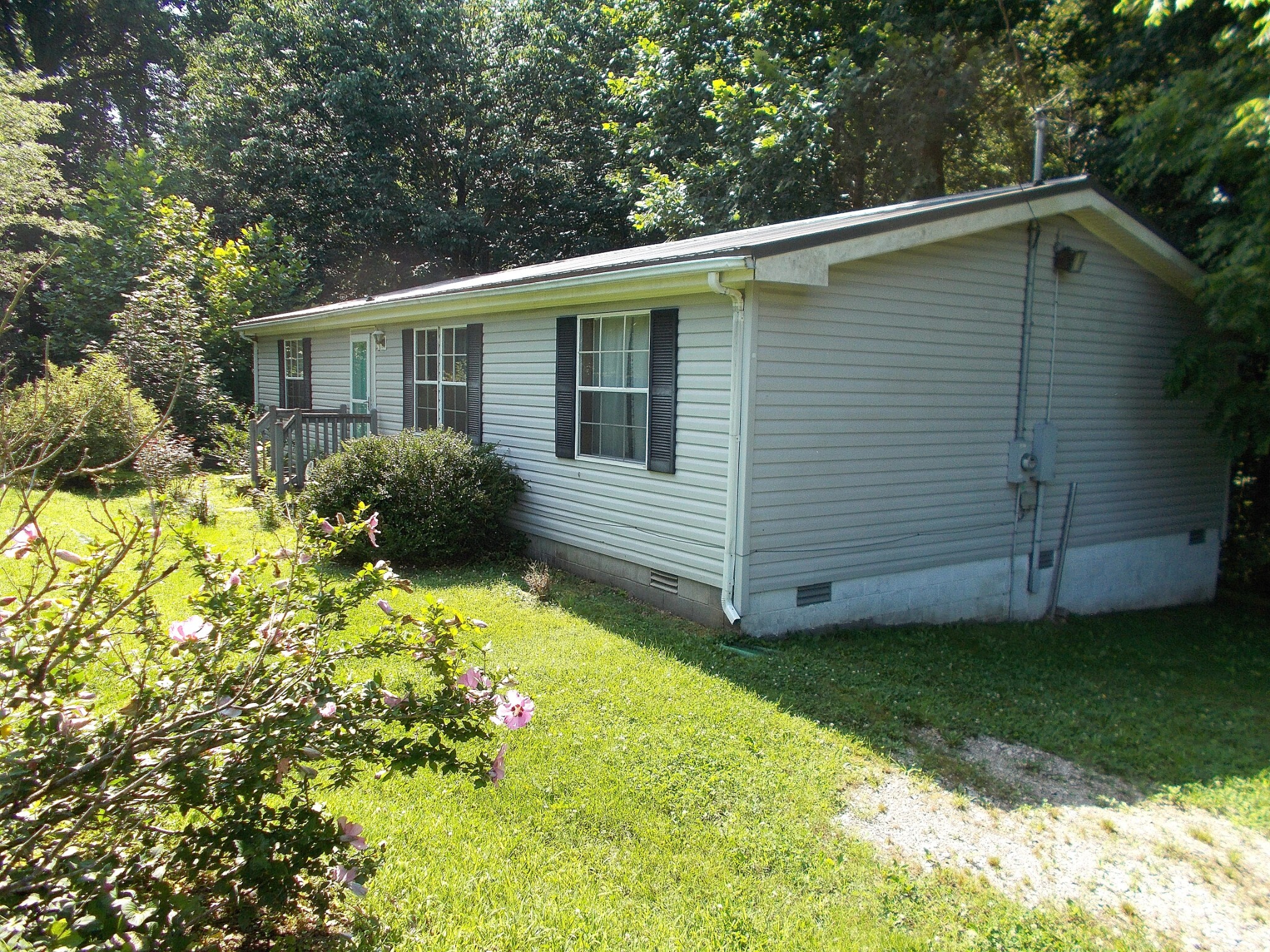 Property Photo: 11495 Fisher Rd TN 37025