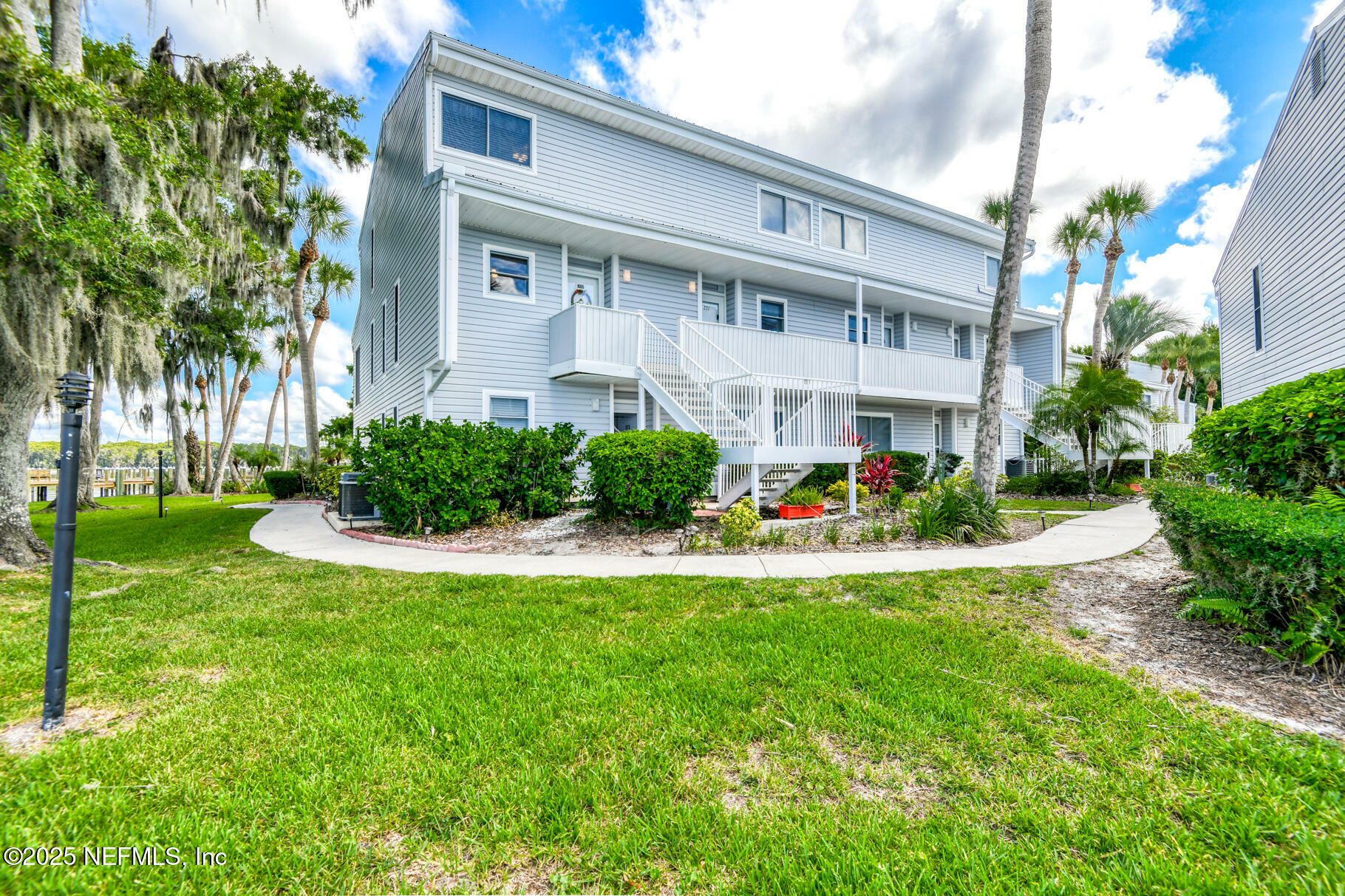 Property Photo:  222 River Bend Place Bldg C  FL 32193 