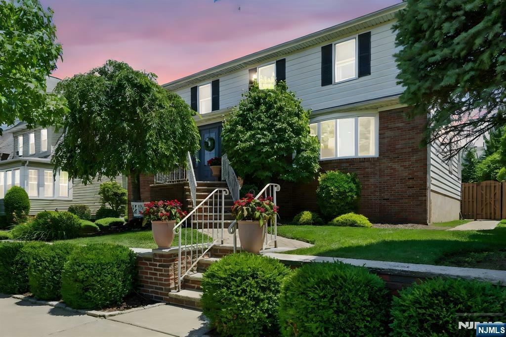 Property Photo:  80 Rose Street  NJ 07075 