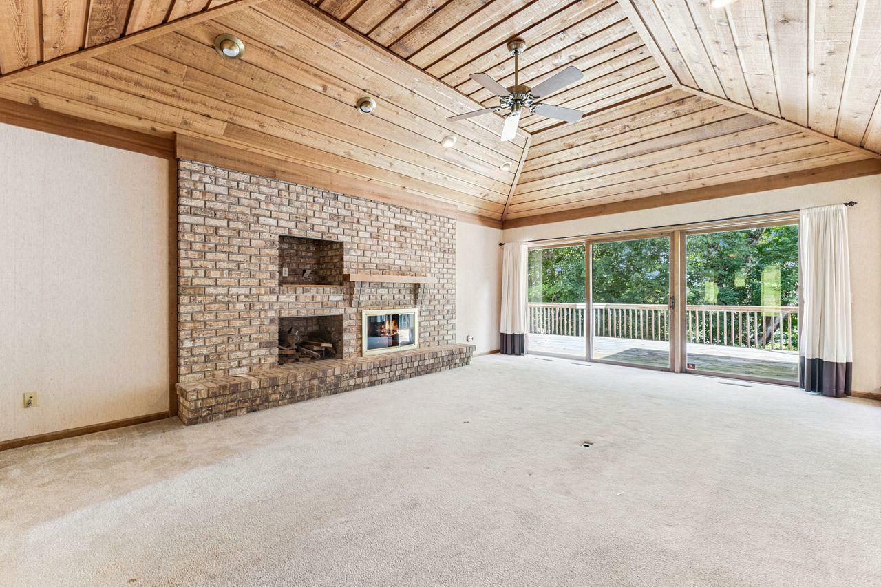 Property Photo: 10752 Mount Curve Road MN 55347
