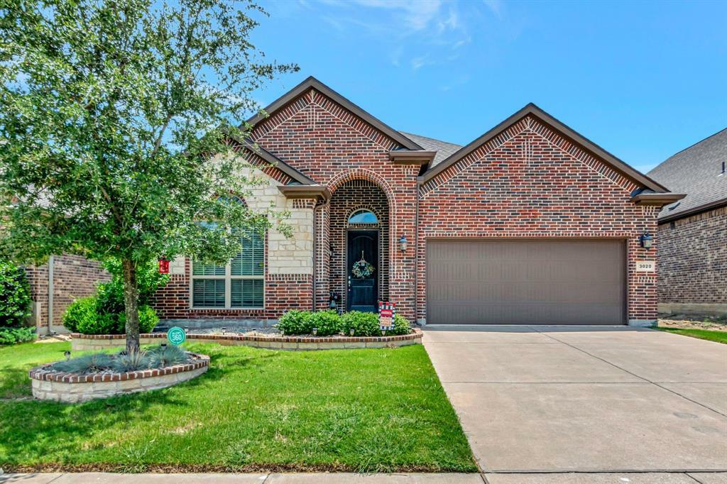 Property Photo: 3020 Bella Lago Drive TX 76177