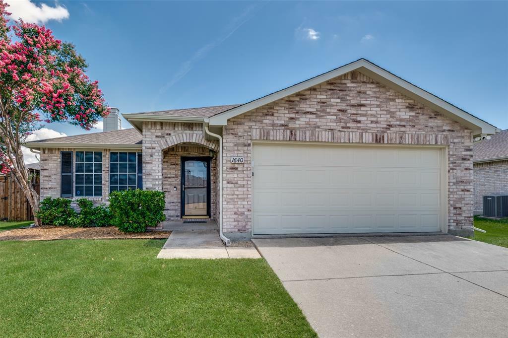 Property Photo: 1640 Fieldstone Drive TX 75068