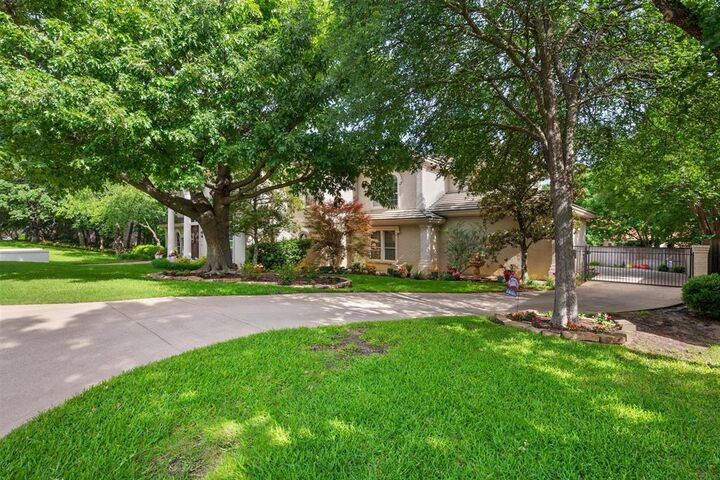 Property Photo:  2007 Misty Creek Drive  TX 76017 