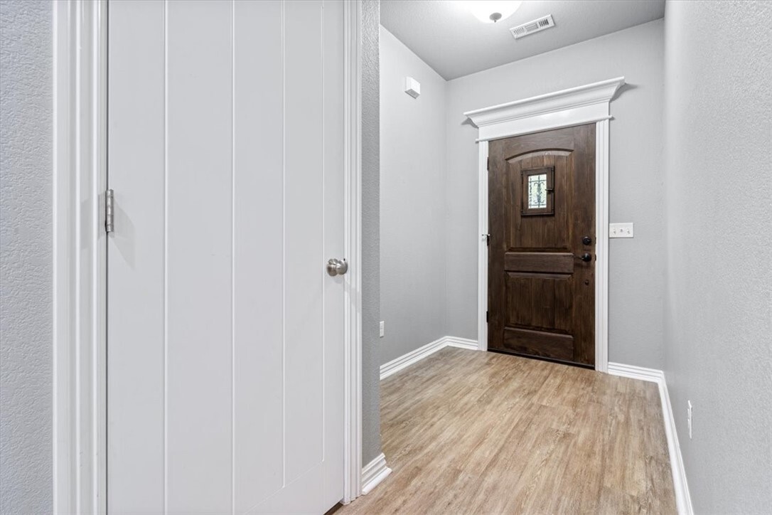 Property Photo: 11403 Effie Way AR 72730