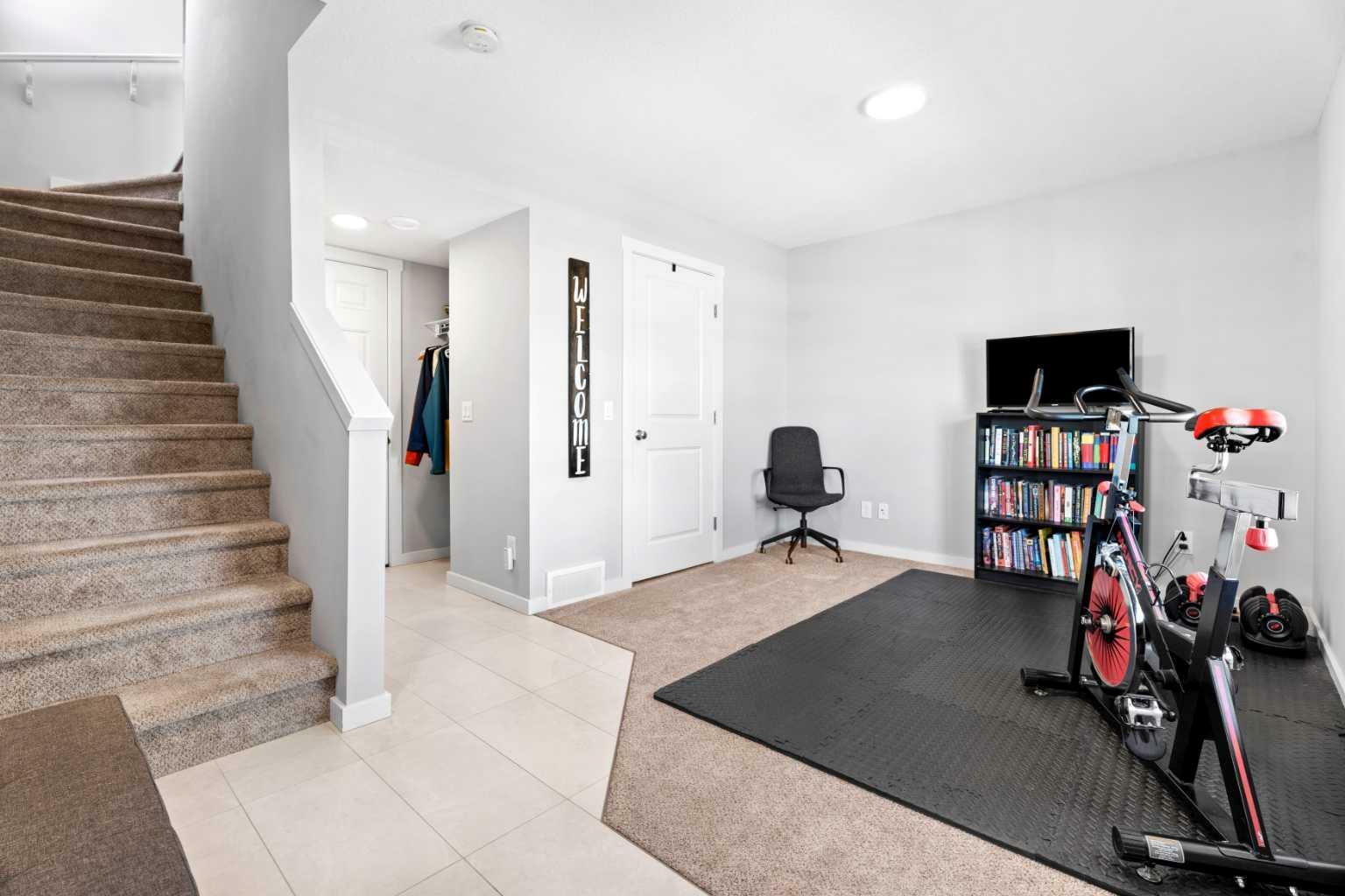 Property Photo: 1407 3 Street SE 17 AB T1V 0G8