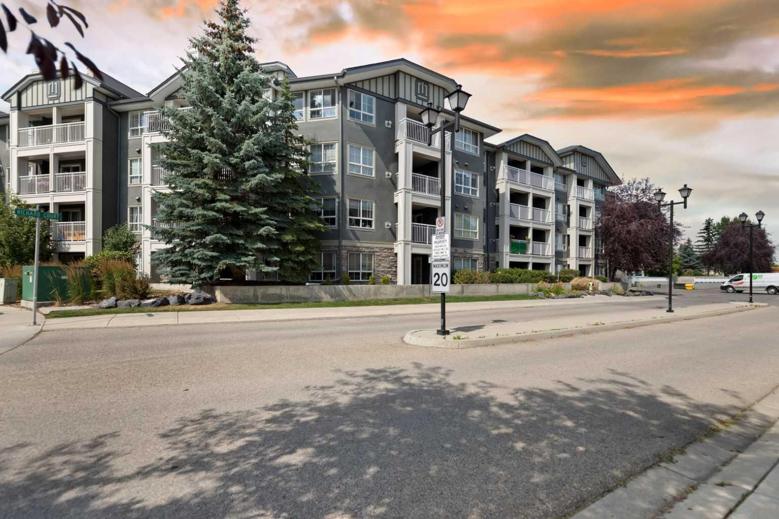 Property Photo:  35 Richard Court SW 202  AB T3E 7N9 