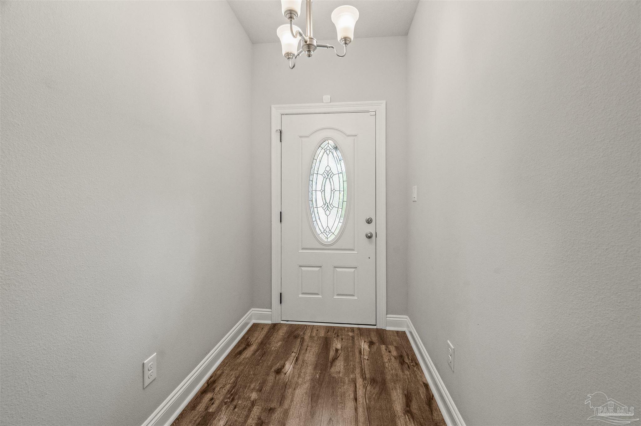 Property Photo: 7279 Gordon Evans Rd FL 32566