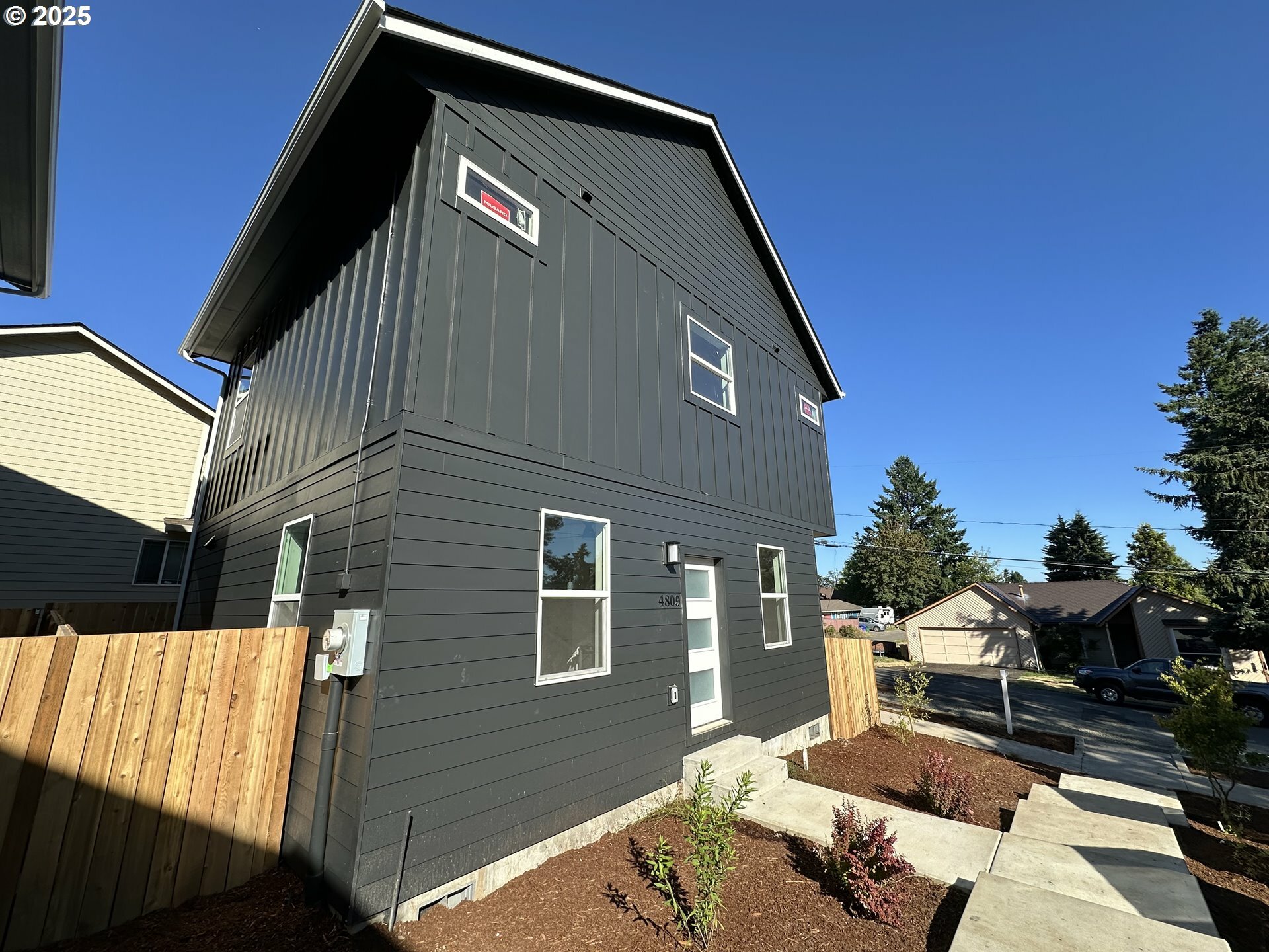 4809 SE Ina Ave  Milwaukie OR 97267 photo