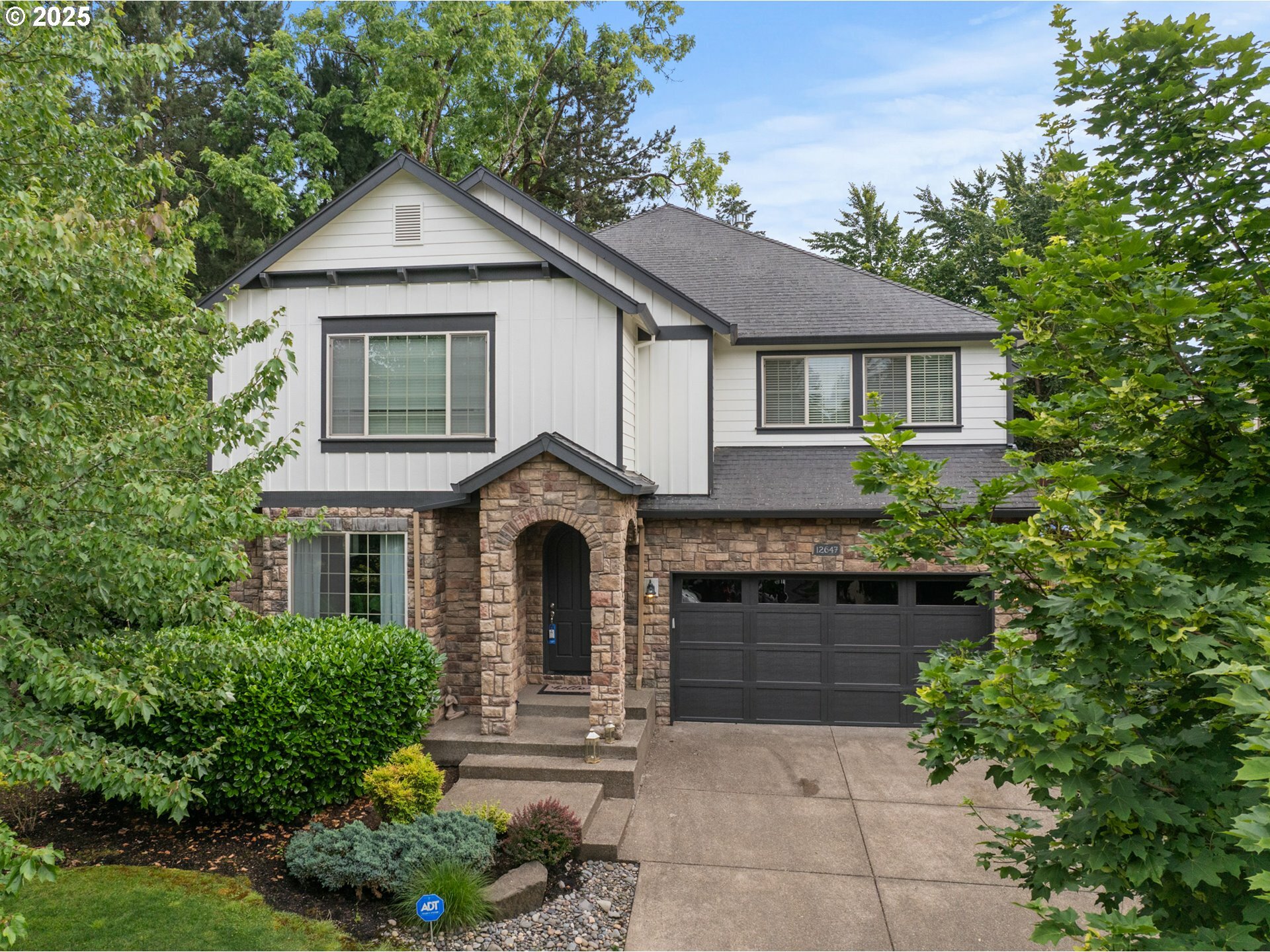 12647 SW 21st Ct  Lake Oswego OR 97035 photo