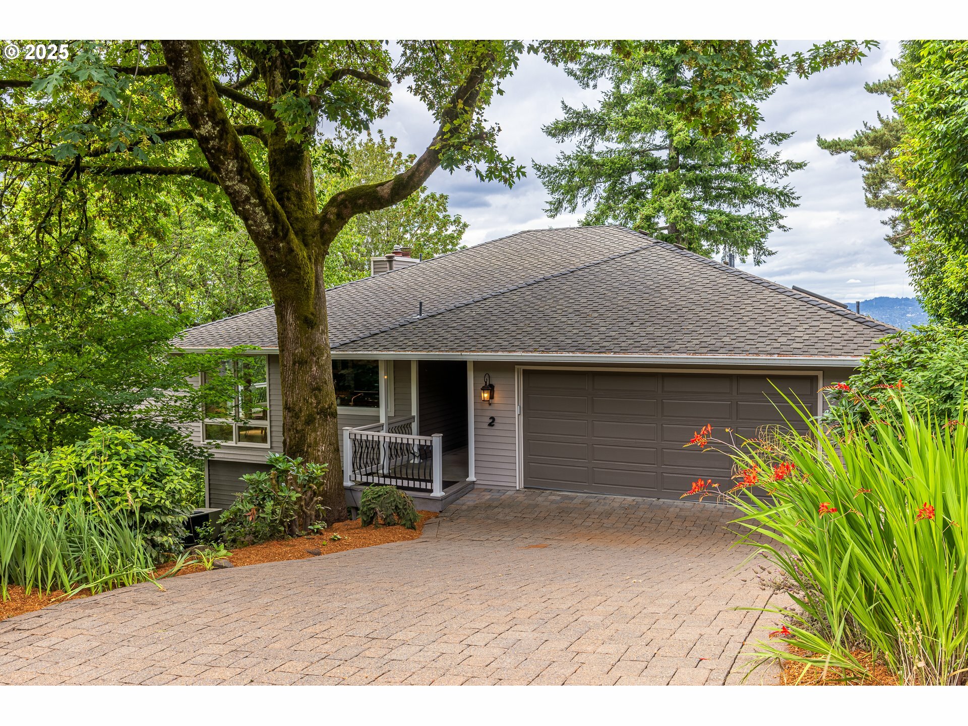 2 Nansen  Lake Oswego OR 97035 photo