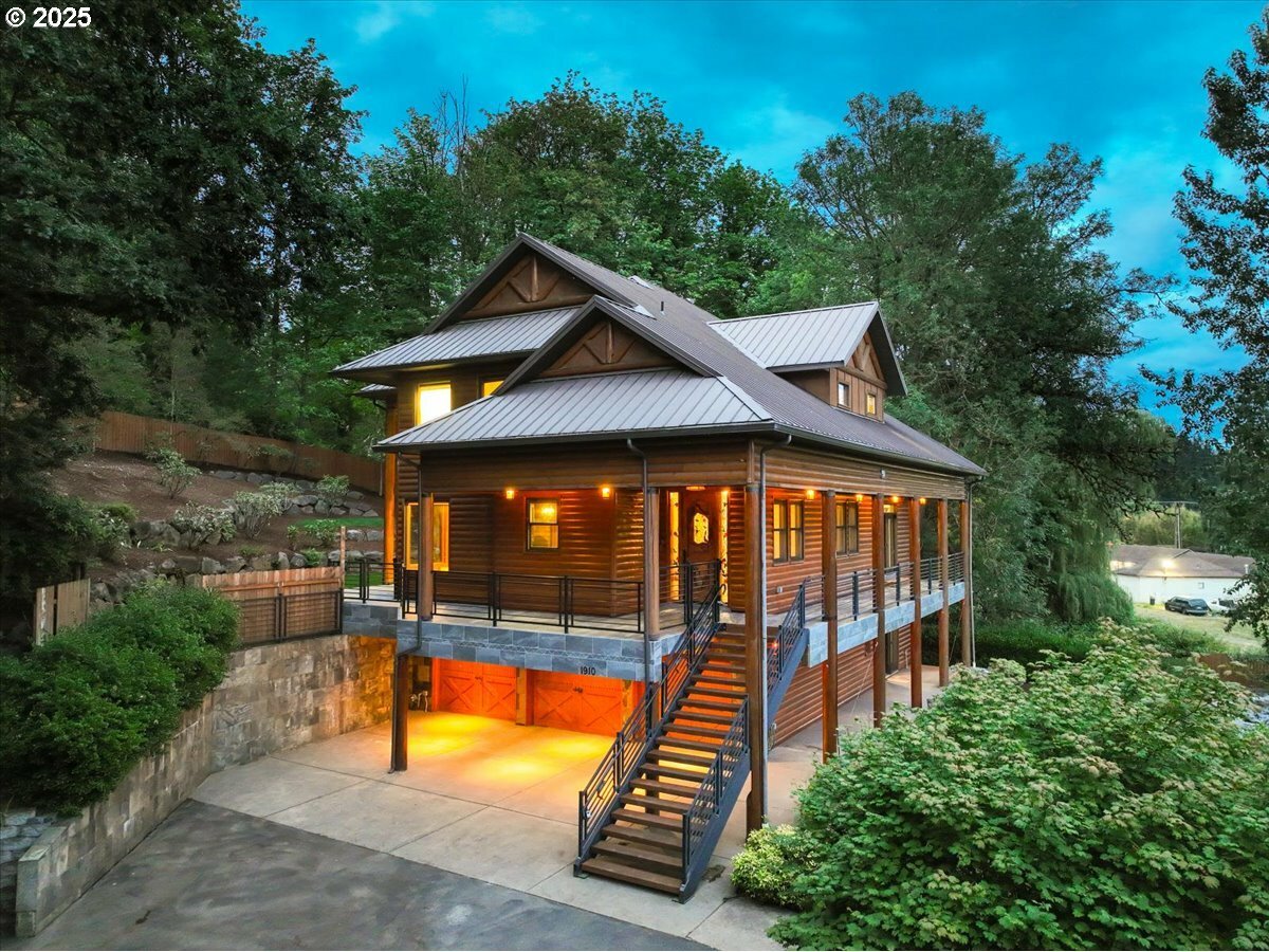 Property Photo: 1910 NE 122nd St WA 98686