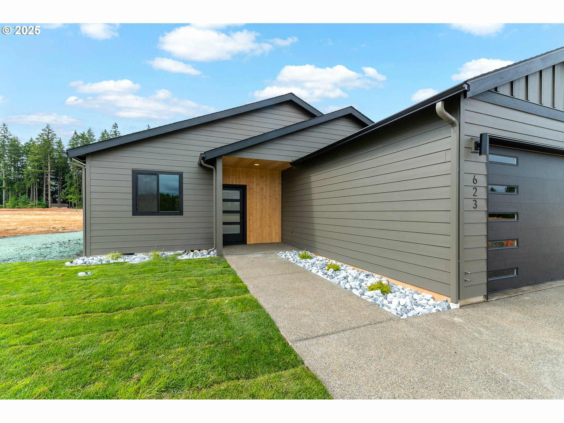 Property Photo: 623 Vertex St WA 98596