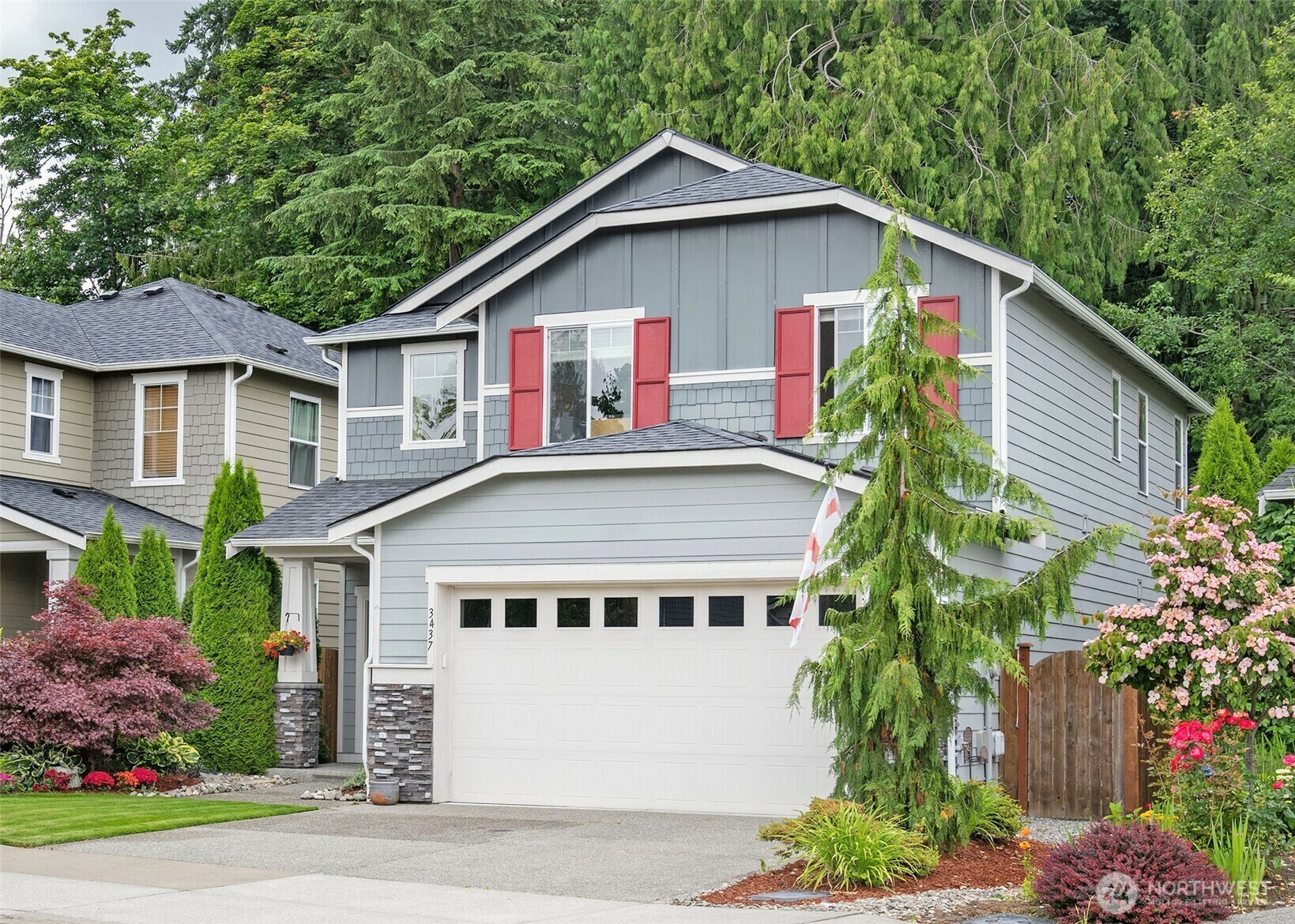 Property Photo: 3437 102nd Avenue NE WA 98258