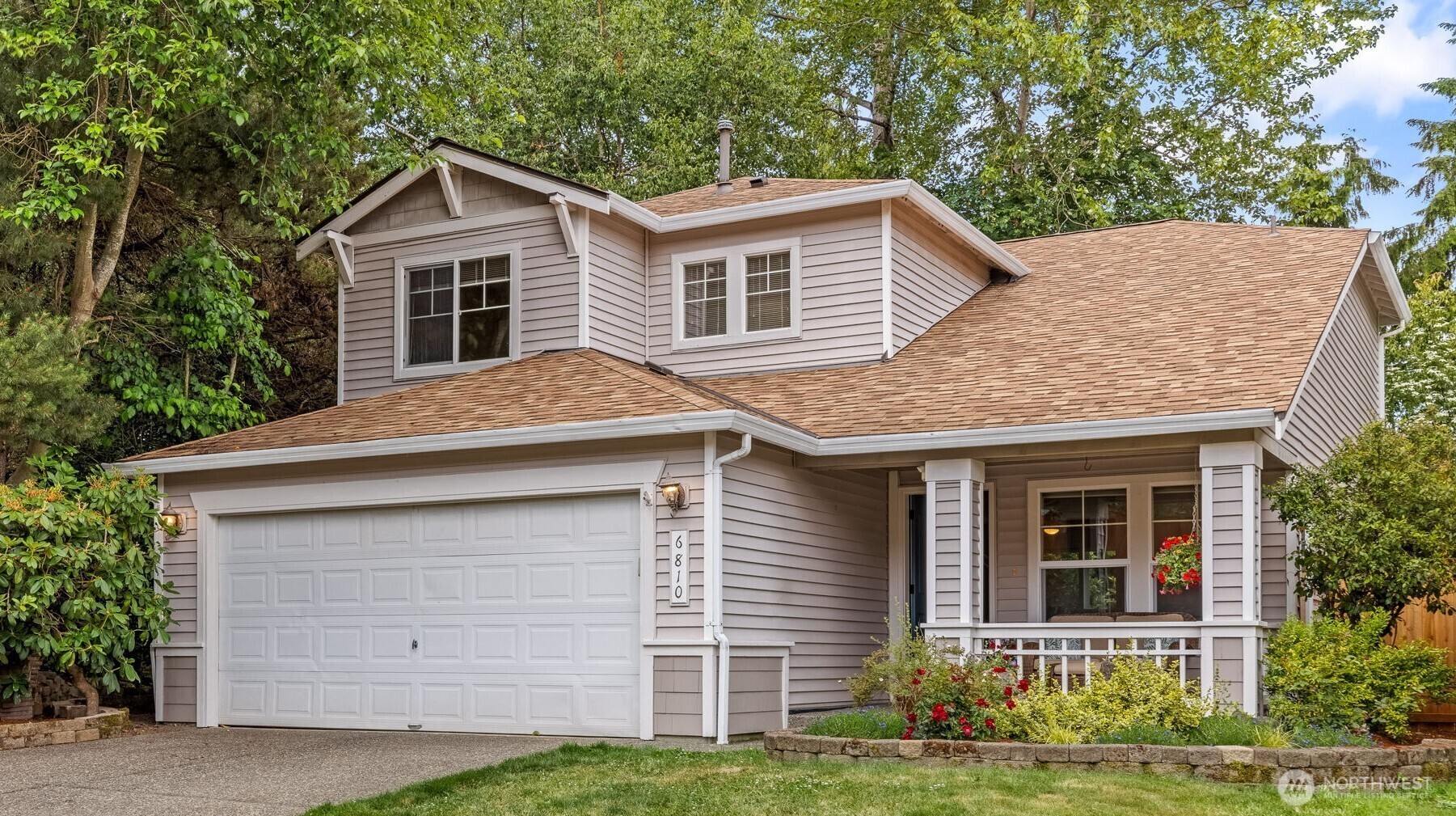 Property Photo: 6810 131st Street SE WA 98296