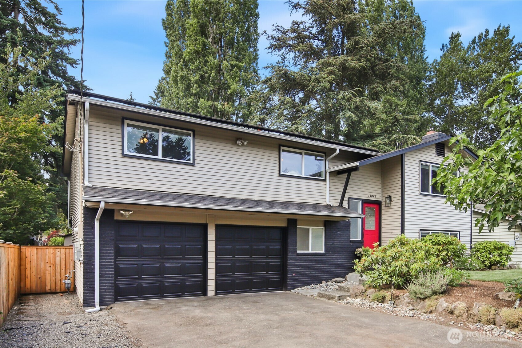 Property Photo: 13045 28th Avenue NE WA 98125