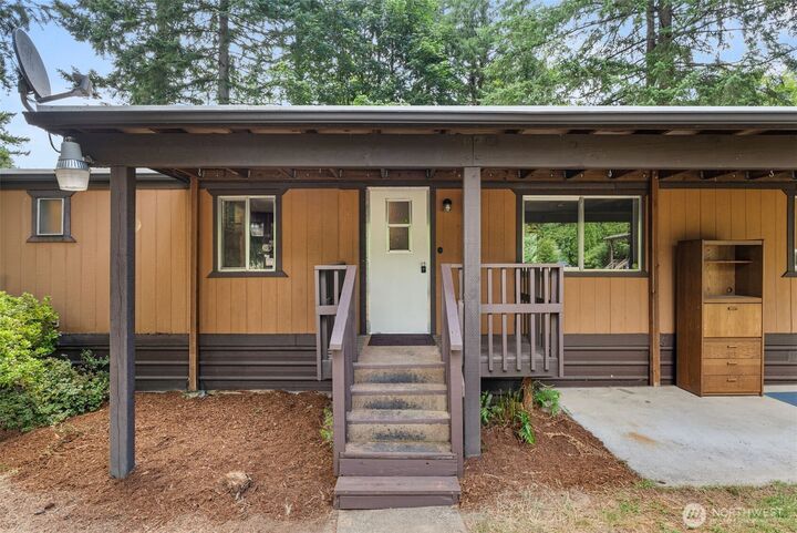 Property Photo: 213 Sommerville Road WA 98532