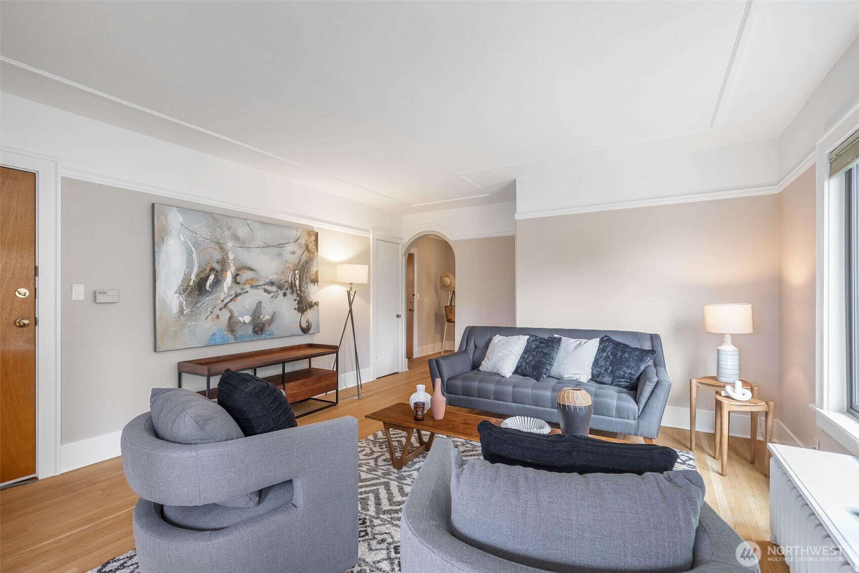 Property Photo:  2016  Broadway  E B  WA 98102 