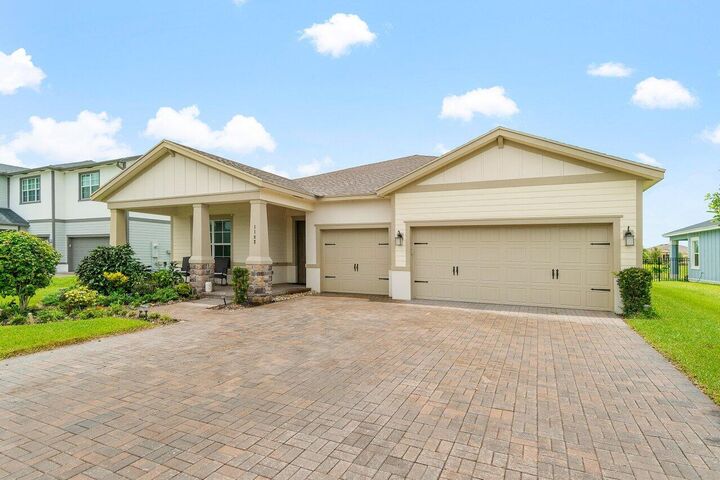 Property Photo: 1102 Haywagon Trail FL 33470