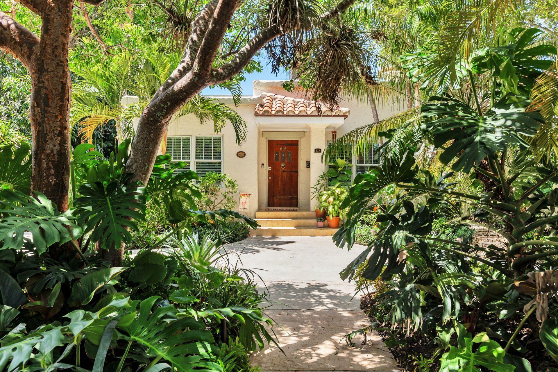 Property Photo:  812 Upland Road  FL 33401 