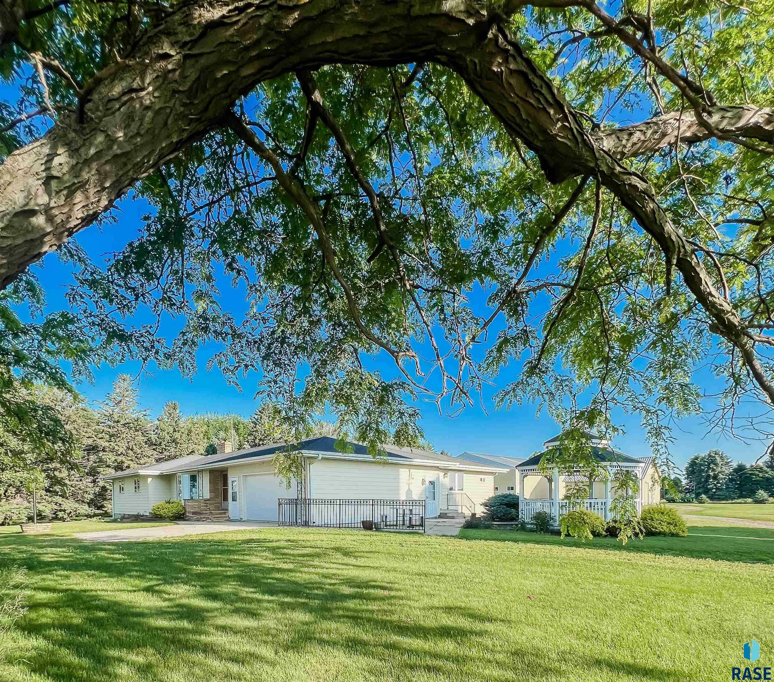 Property Photo: 515 151st St MN 56156-4049