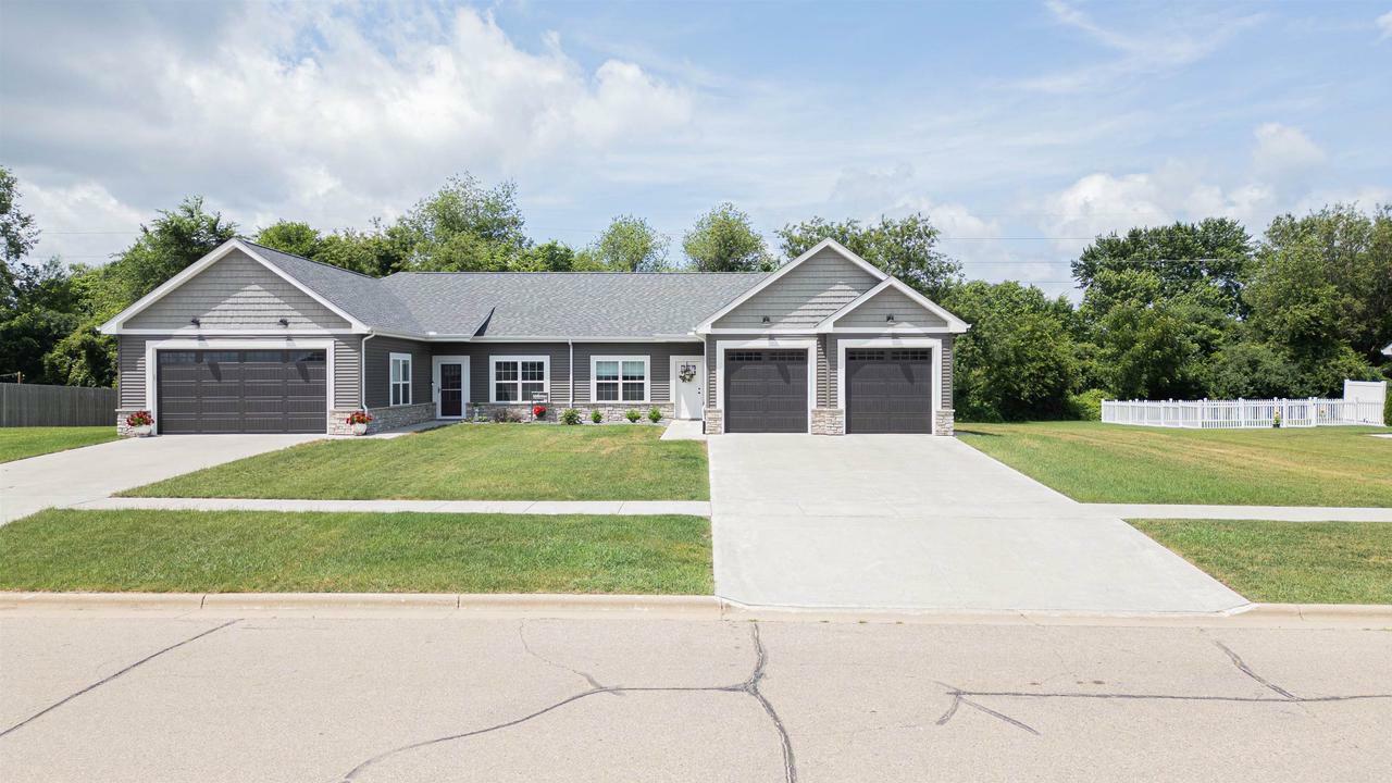 Property Photo:  3184 South Bartells Drive  WI 53091 