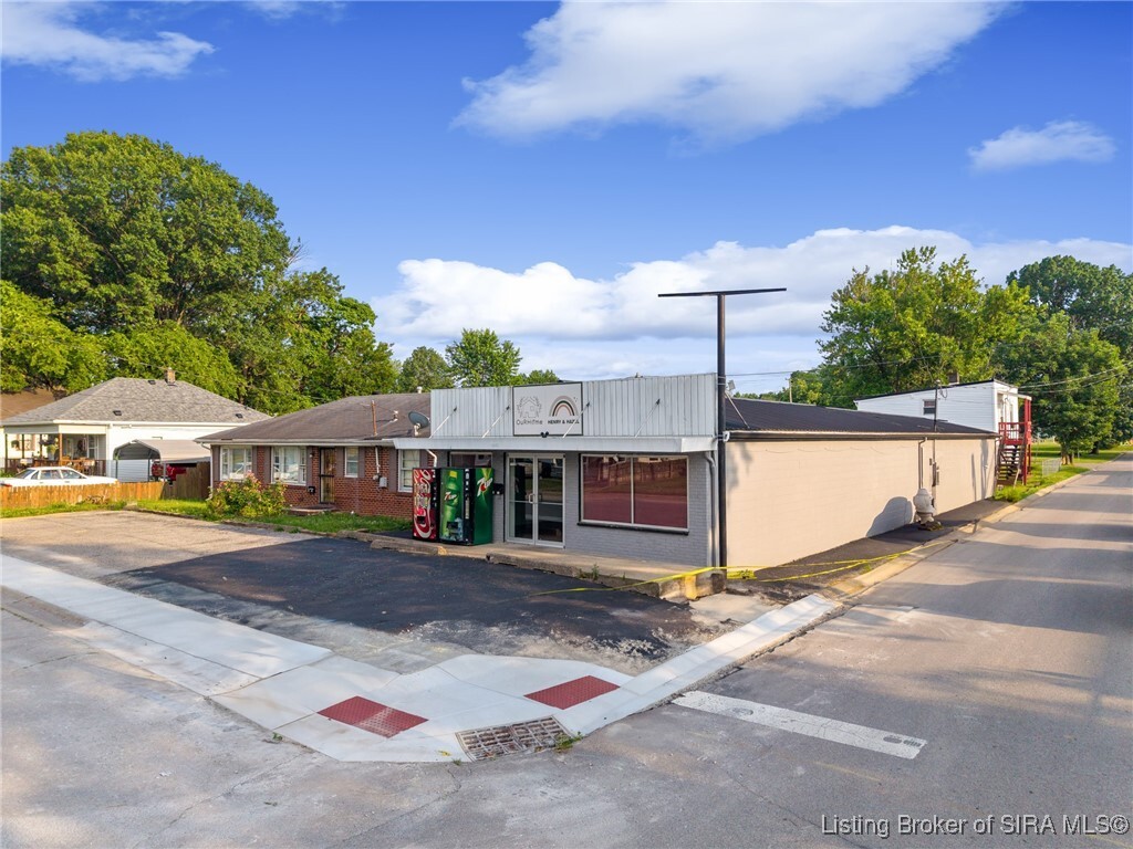 Property Photo: 1945 Indiana Avenue IN 47150