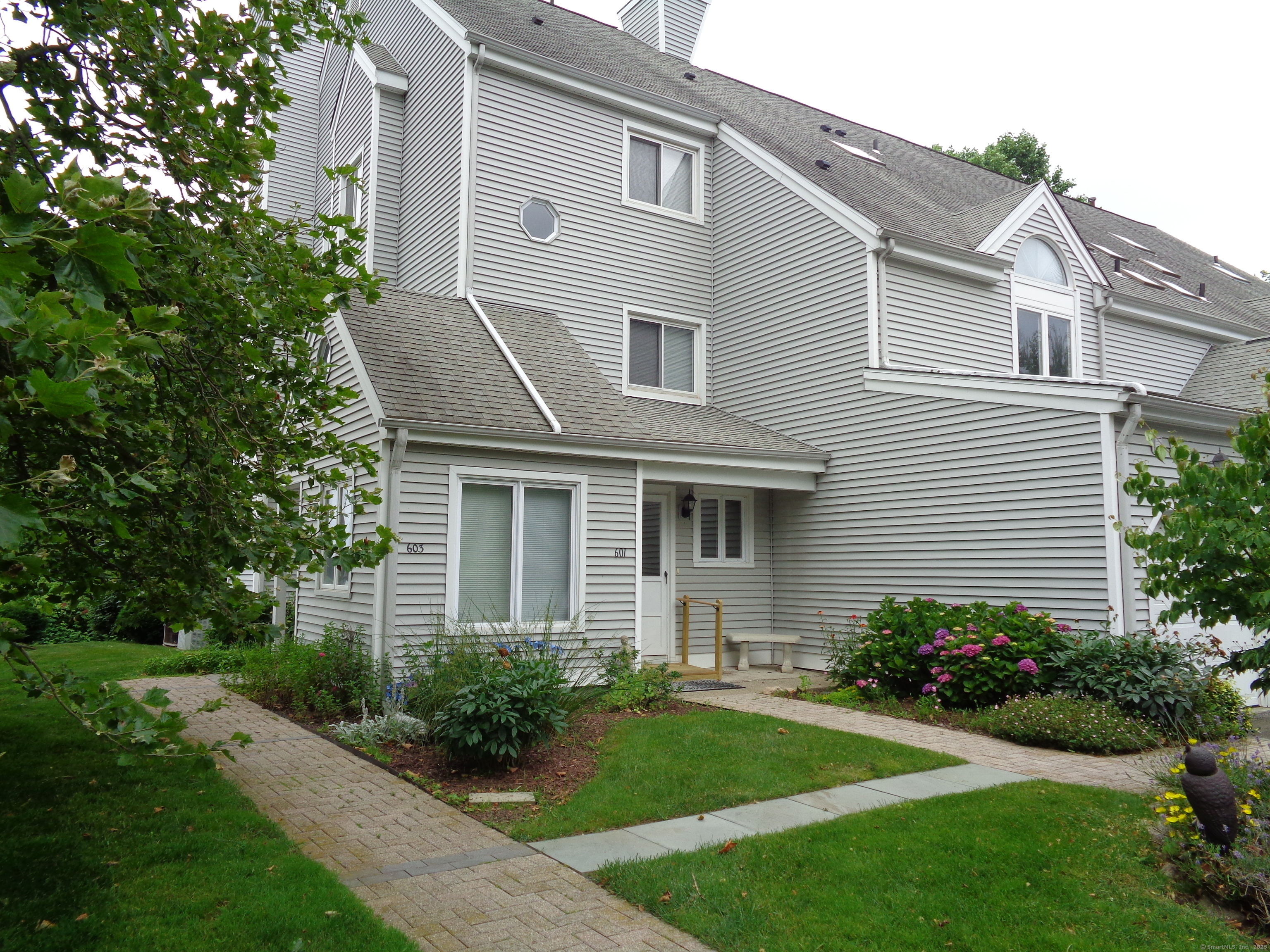 Property Photo: 560 Silver Sands Road 601 CT 06512