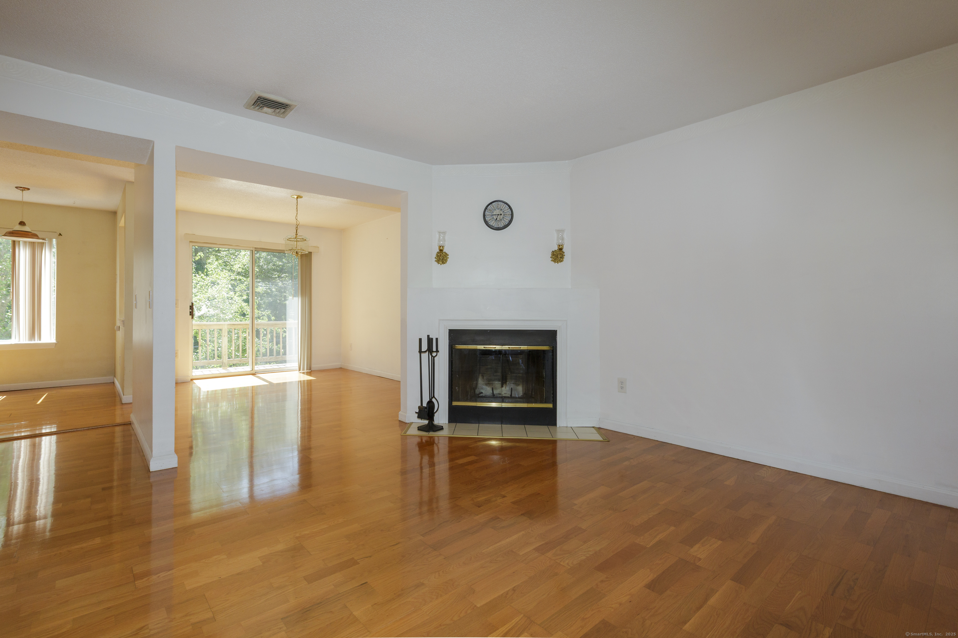Property Photo:  68 Virginia Avenue 2  CT 06810 