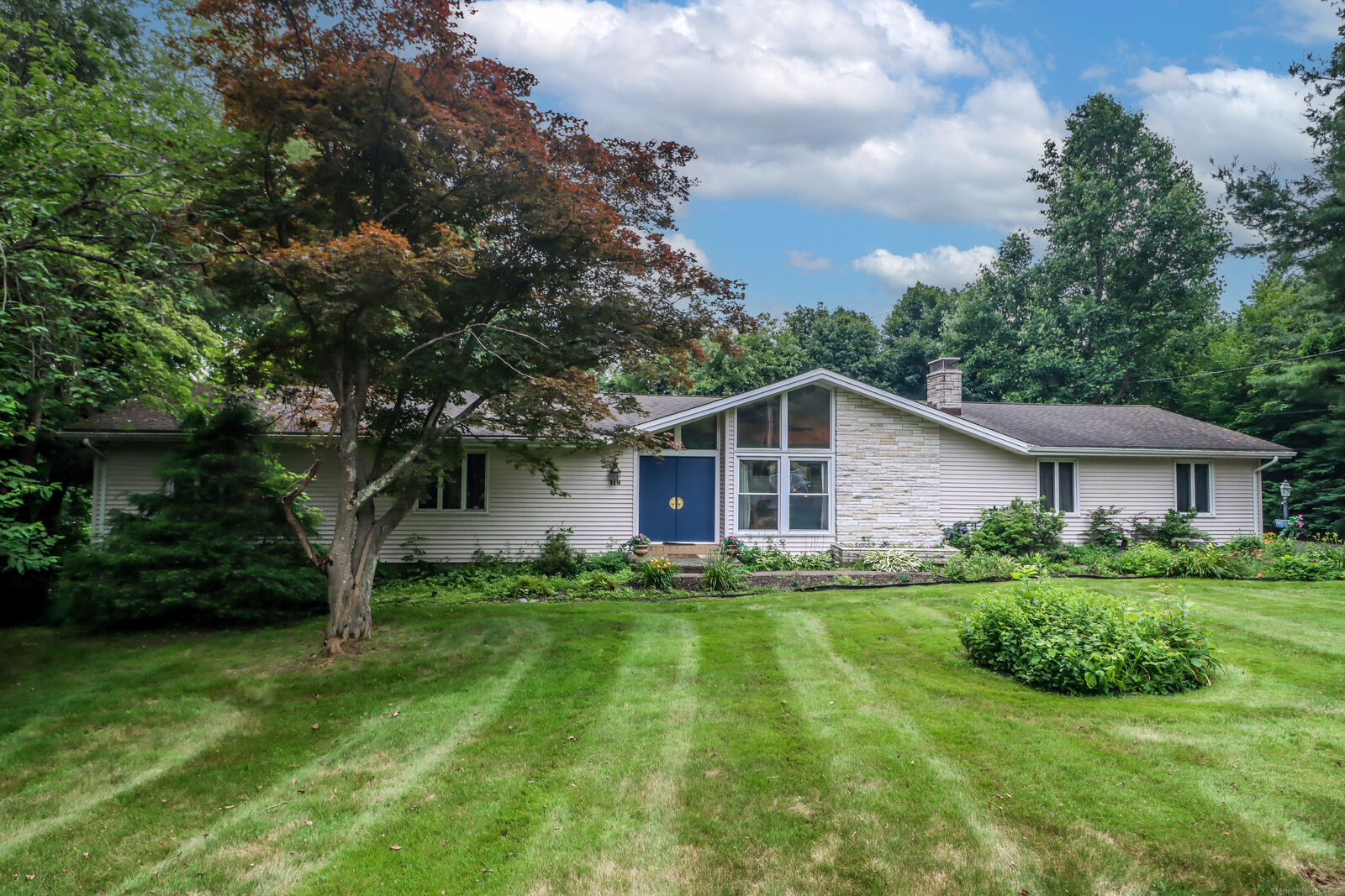 Property Photo:  118 Pulaski Highway  CT 06401 