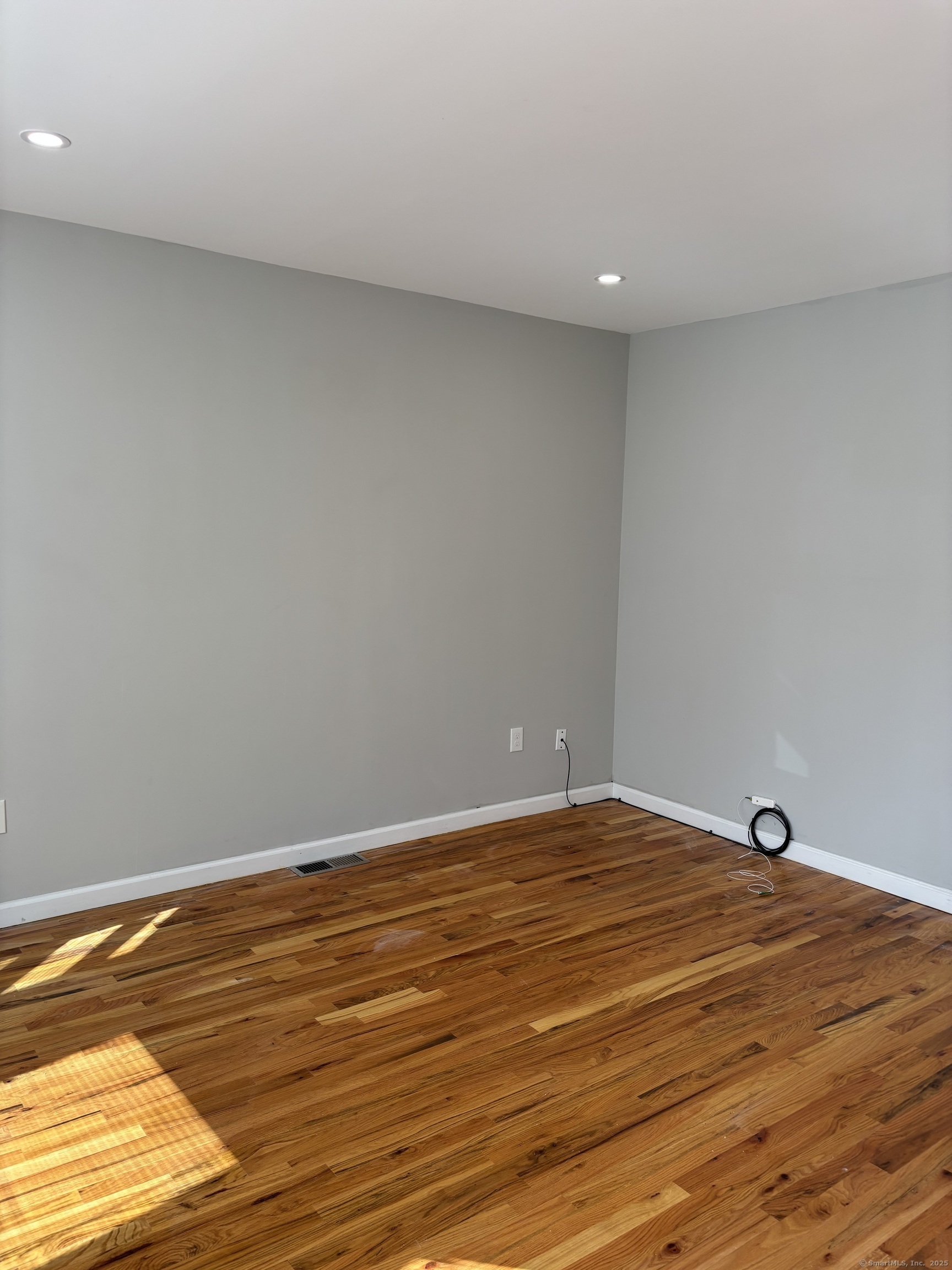 Property Photo: 646 Hallett Street CT 06608