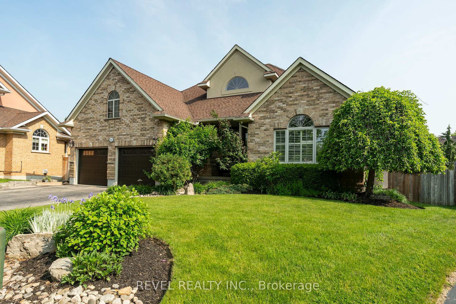 Property Photo: 333 Milla Court ON N2L 6N4