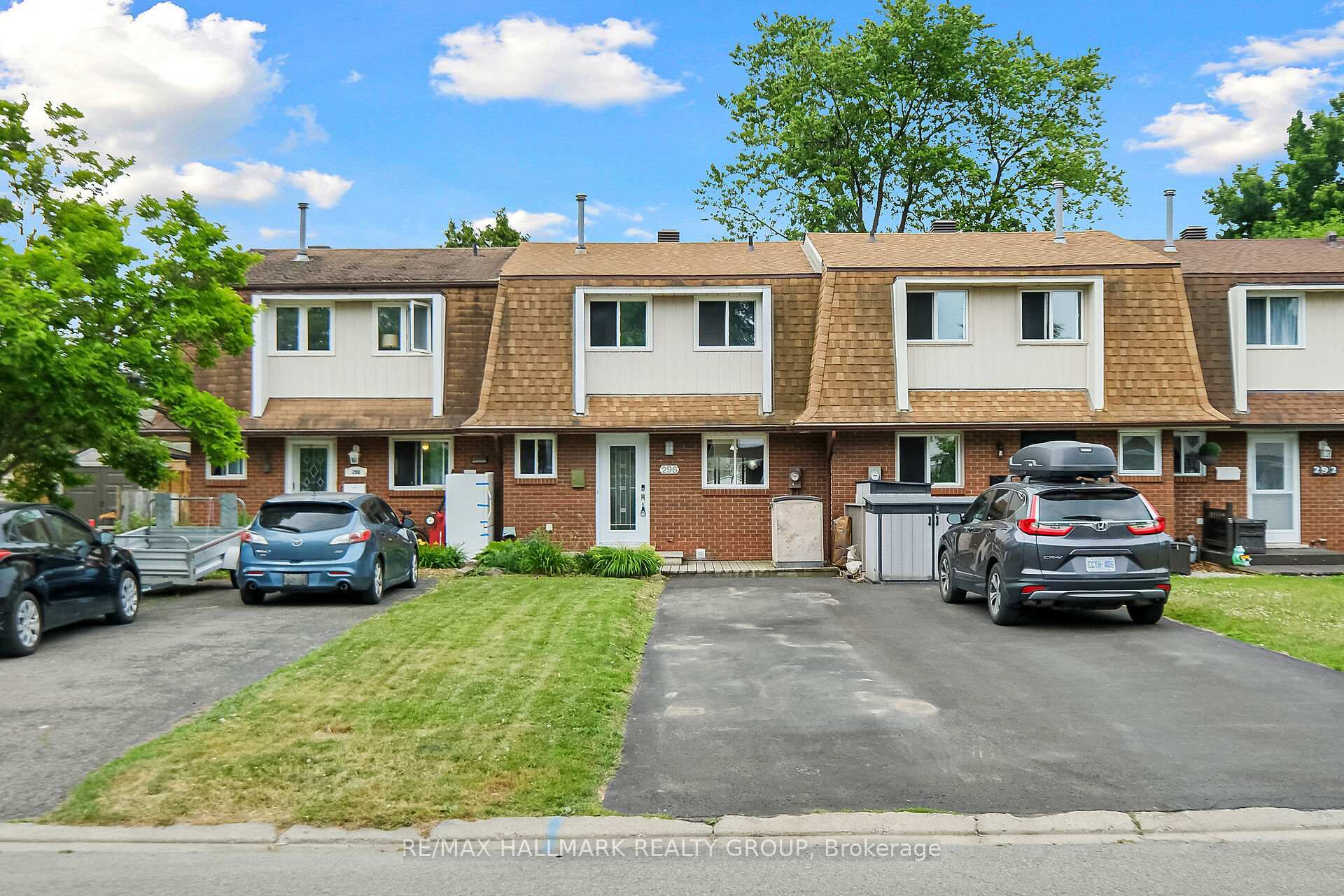 Property Photo:  296 Pintail Terrace  ON K1E 2A1 