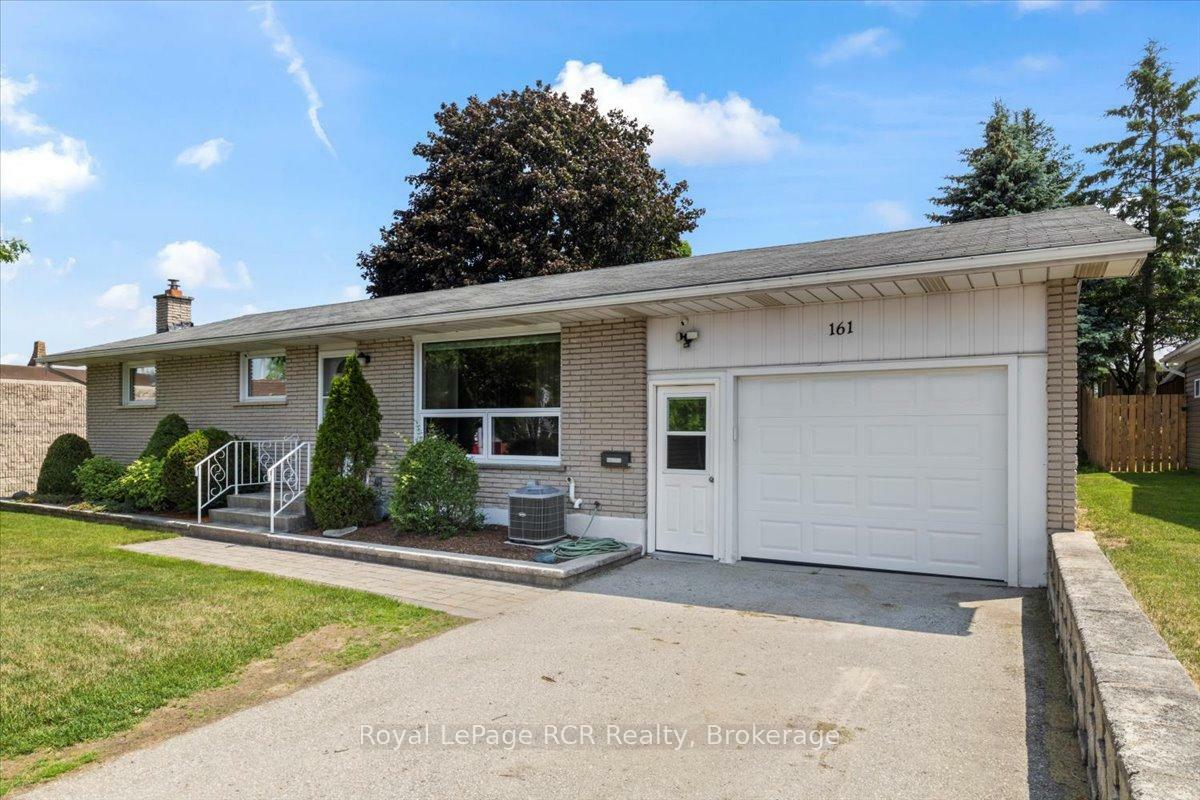 Property Photo: 161 6th Avenue ON N4N 2E3